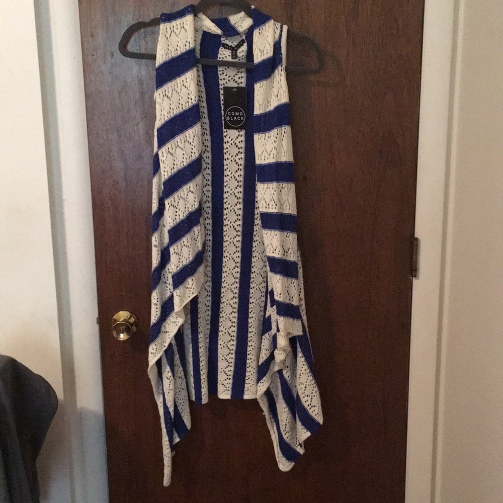 Blue and cream duster